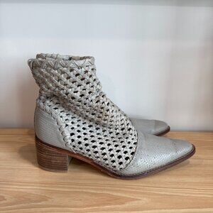 Free People Boots 8.5W